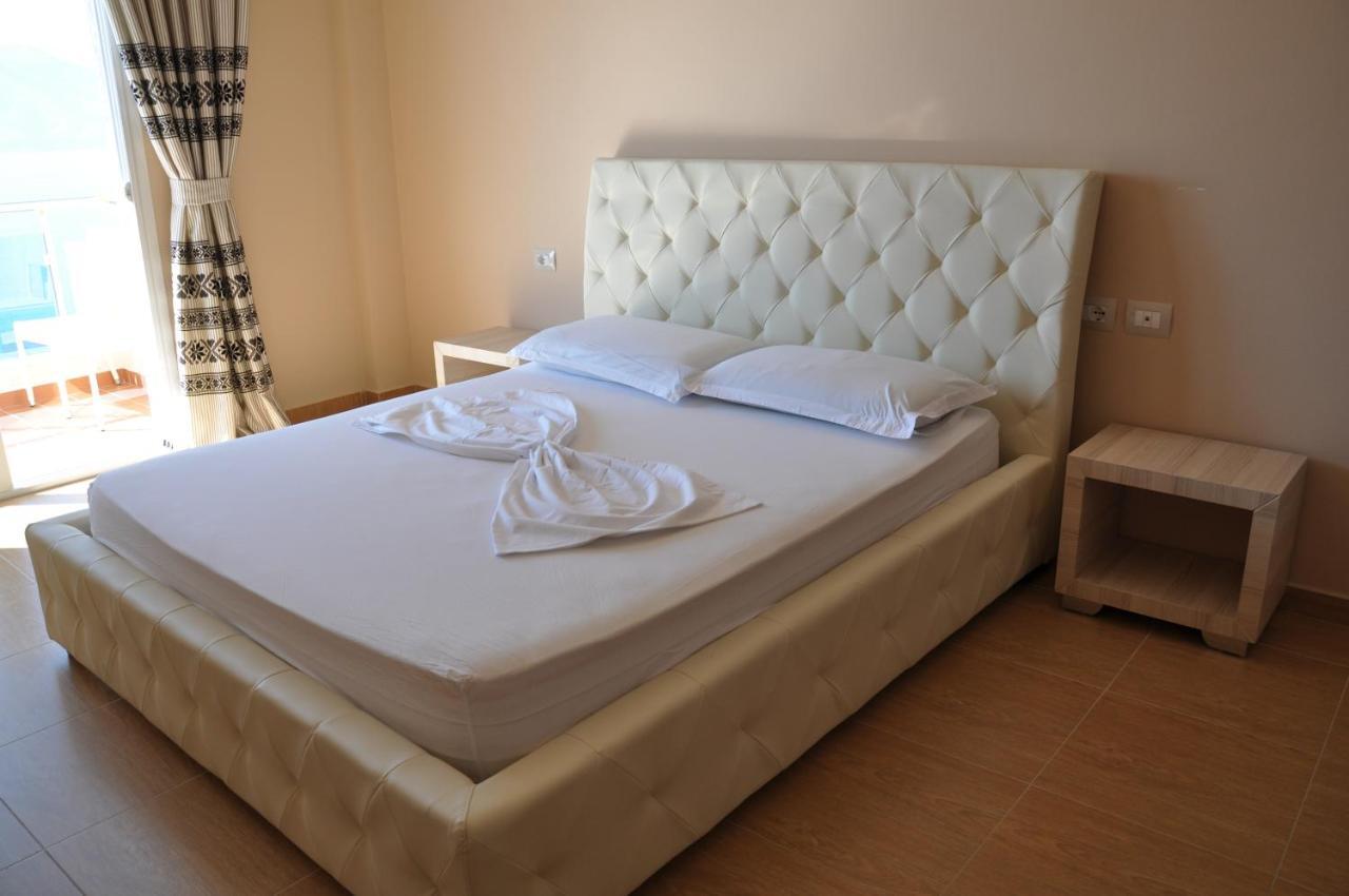 Hotel Coral & Radhimë